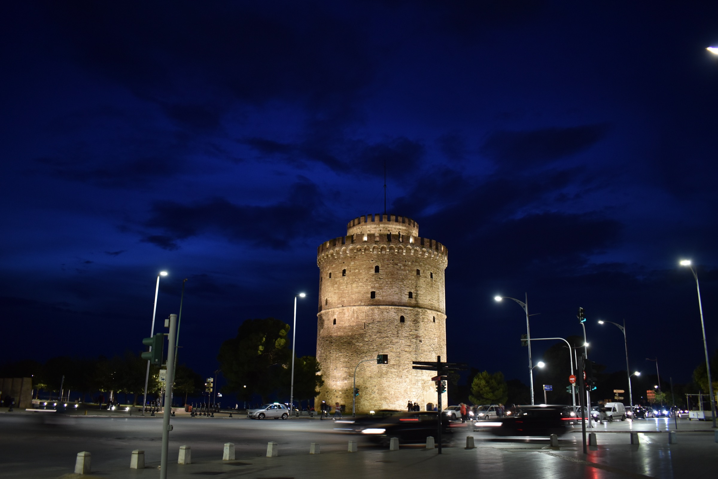 White Tower of Thessaloniki at blue hour